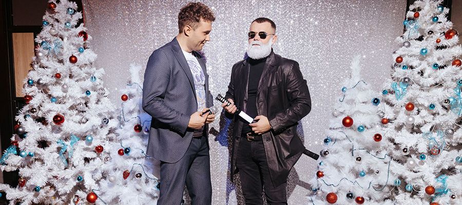 Ведущий на новый год